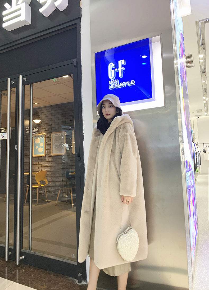 Fashion Winter Faux Fur Warm Long Overcoats for Women