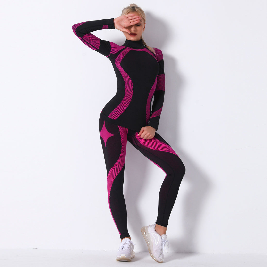 Fashion Striped Knitted Sports Suits for Women