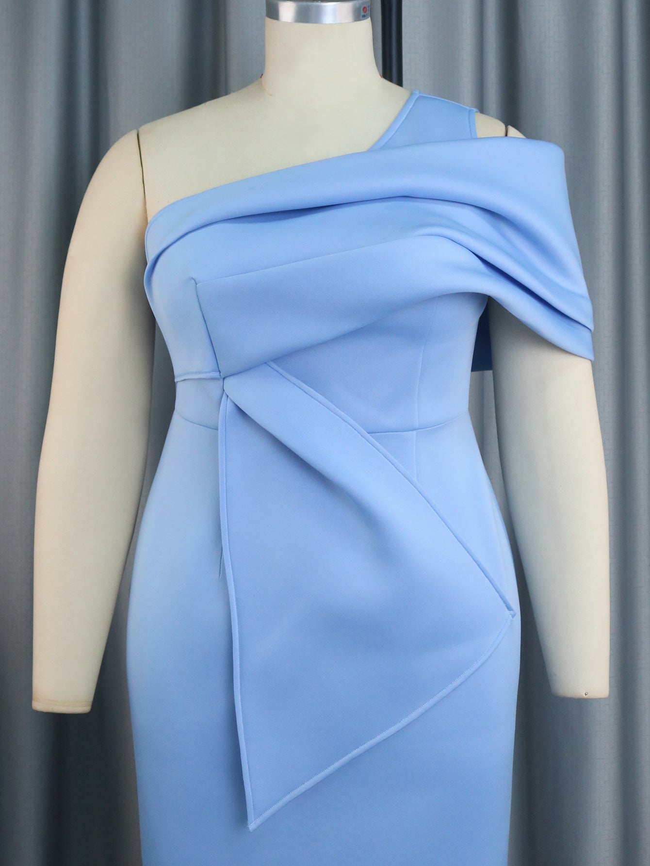 Sexy One Shoulder Designed Party Dresses