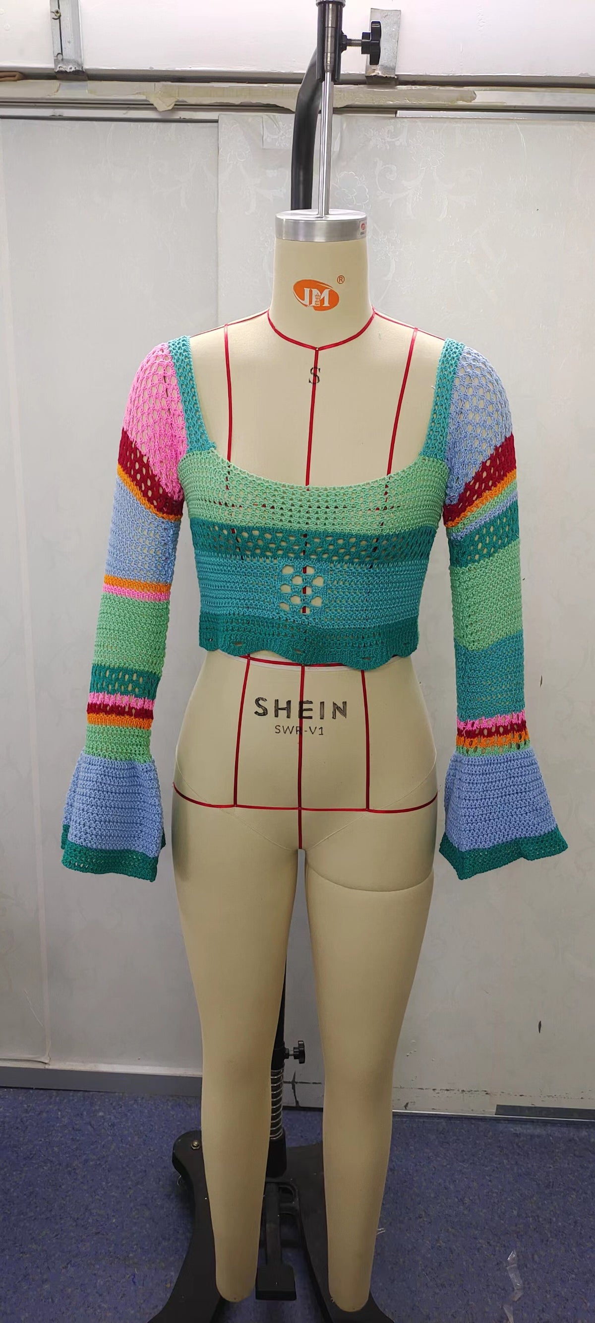 Fashion Colorful Striped Knitted Tops