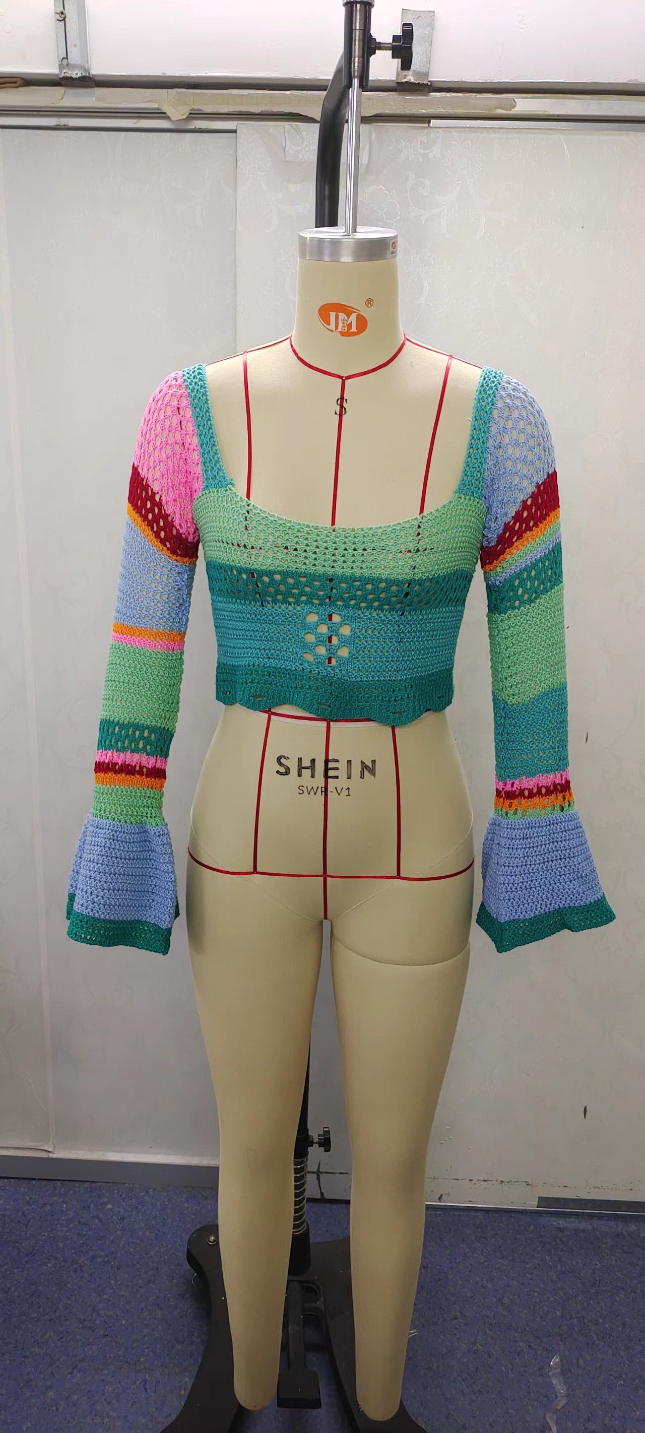 Fashion Colorful Striped Knitted Tops