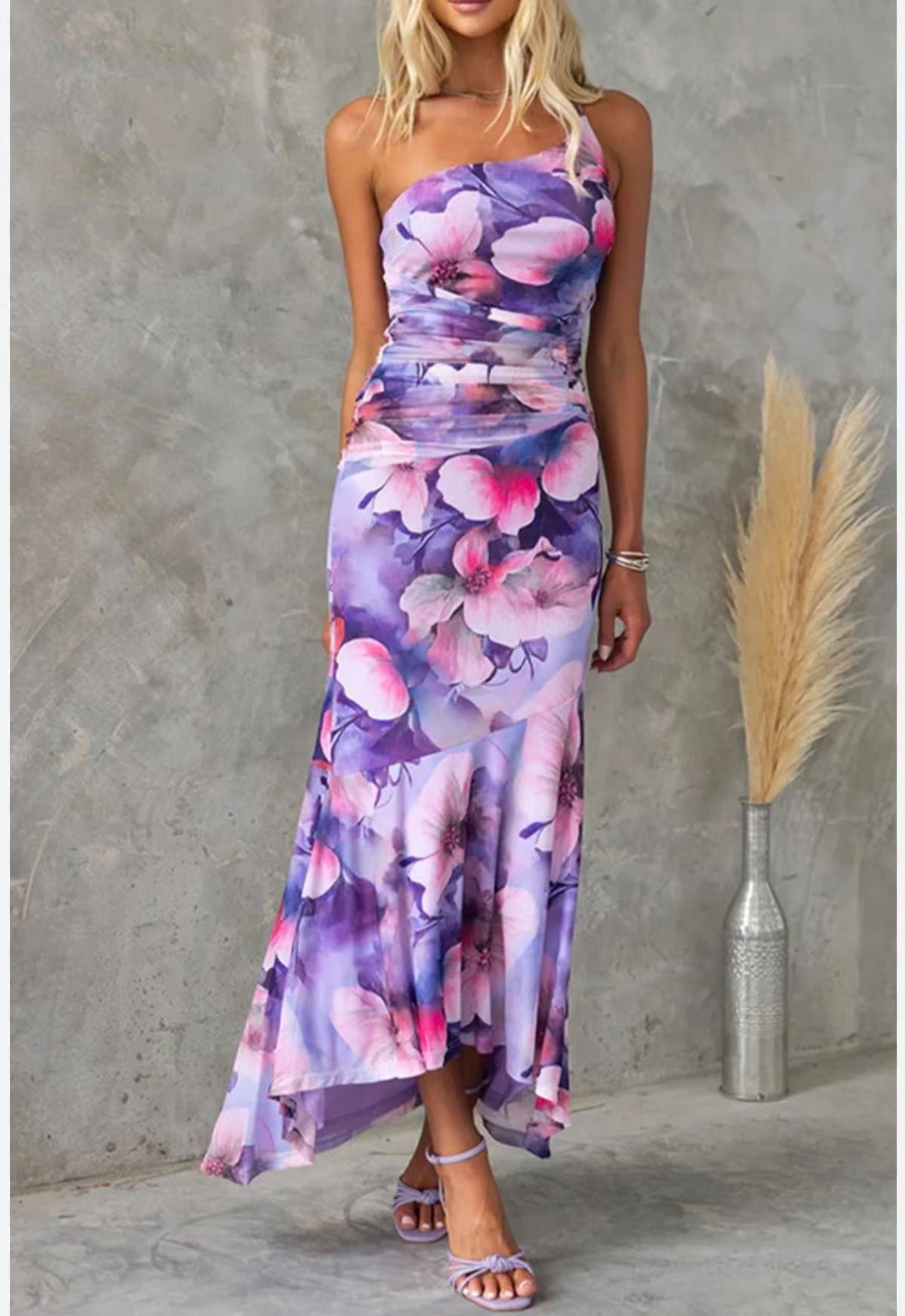 Trendy Explosive One Shoulder Floral Elastic Bodycon Dress