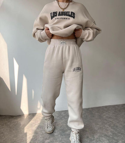 Casual Fashion Long Sleeves Hoodies and Sports Pants