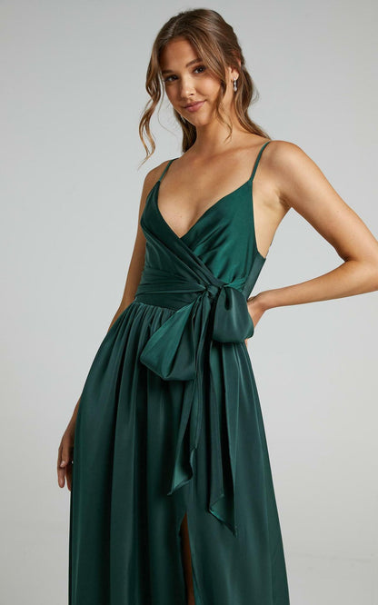 Sexy Satin Sleeveless Party Dresses