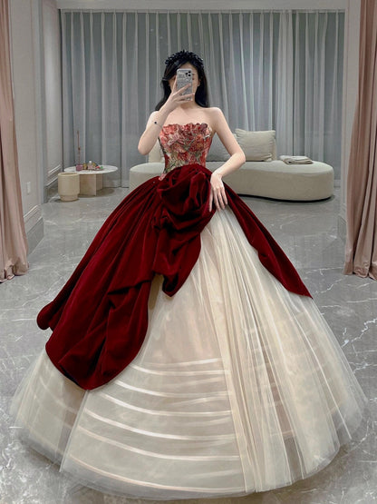 Gorgeous Ball Gown Wedding Party Dresses/Evening Dresses with Bustle