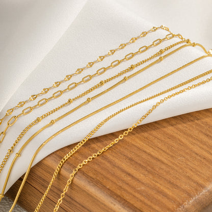 Designed Fashion Square Round Shaped Pendant & Chains an for Women