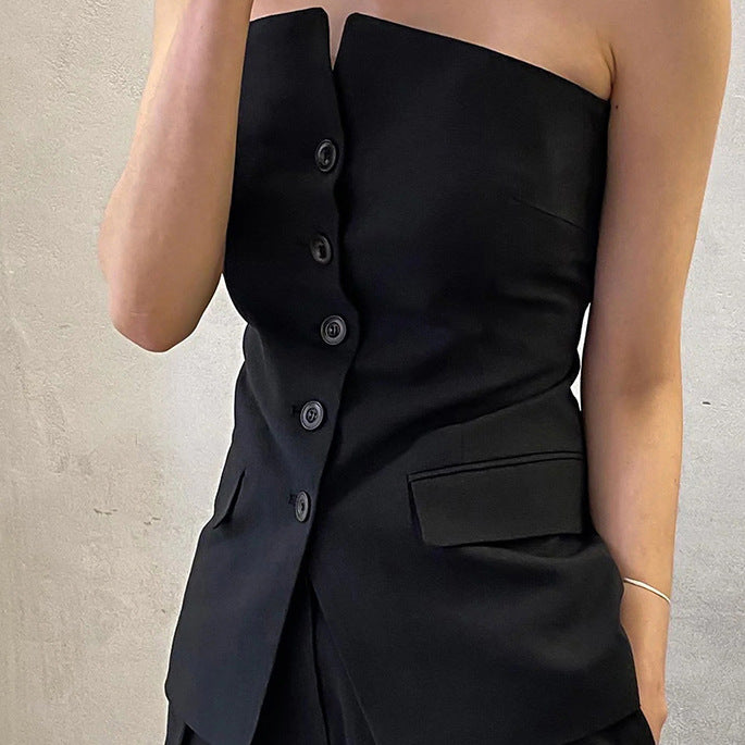 Fashion Designed Black Sleeveless Vest with Button