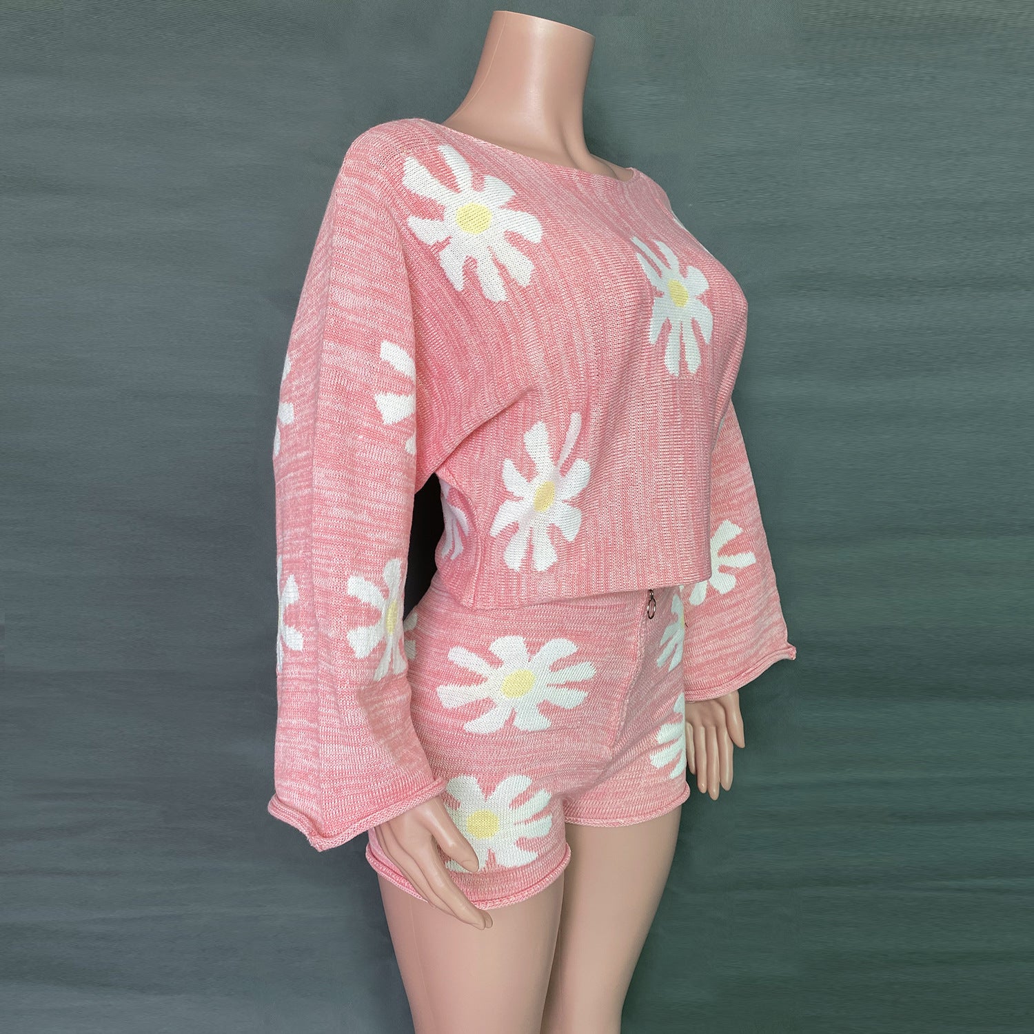 Fashion Colorful Flower Knitted Suits