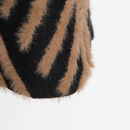 Fashion Designed Stand Collar Long Sleeves Knitted Sweaters with Belt