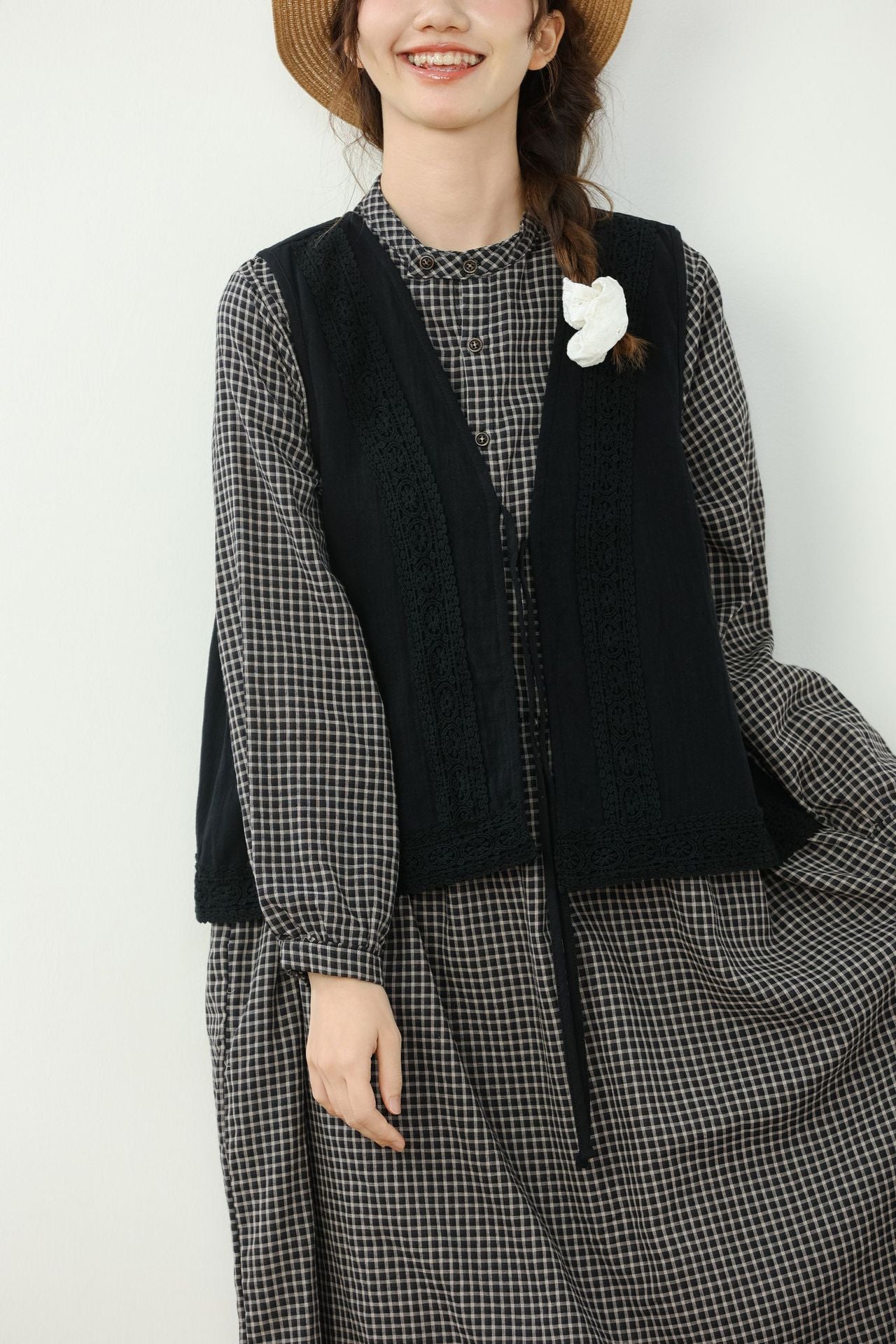 Vintage Embroidery Short Vest