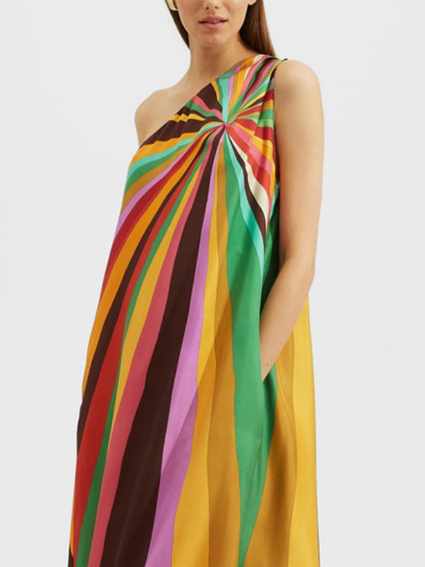 Loose Sleeveless Asymmetric Contrast Color Striped One-Shoulder Maxi Dresses