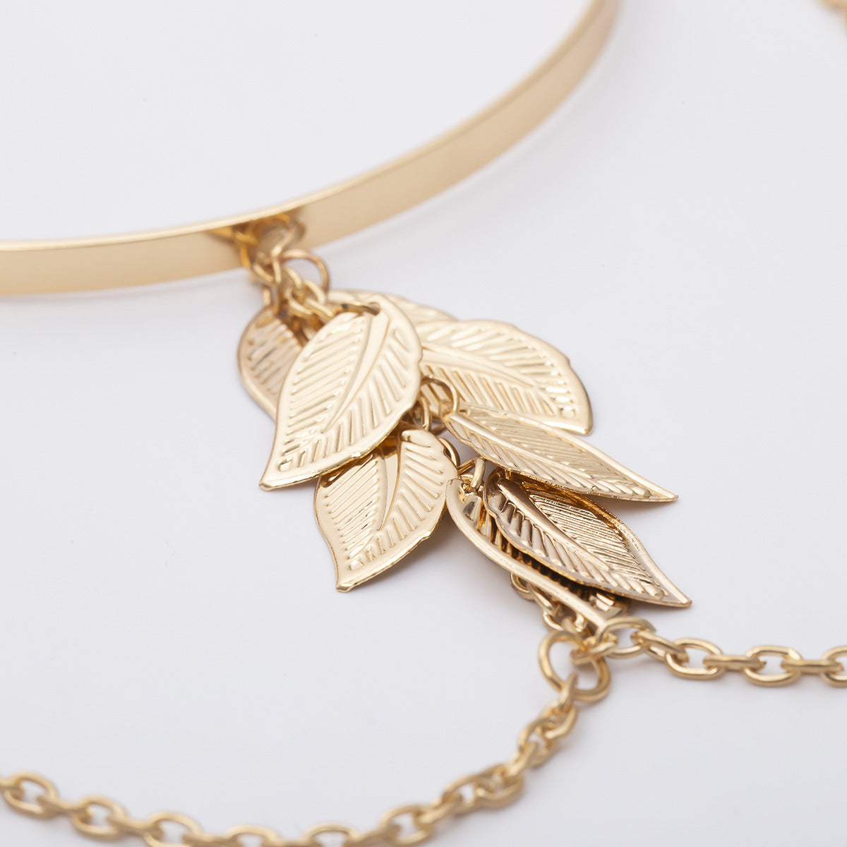 Fashion U Shape Leaf Designed Adjustable Arm Chains