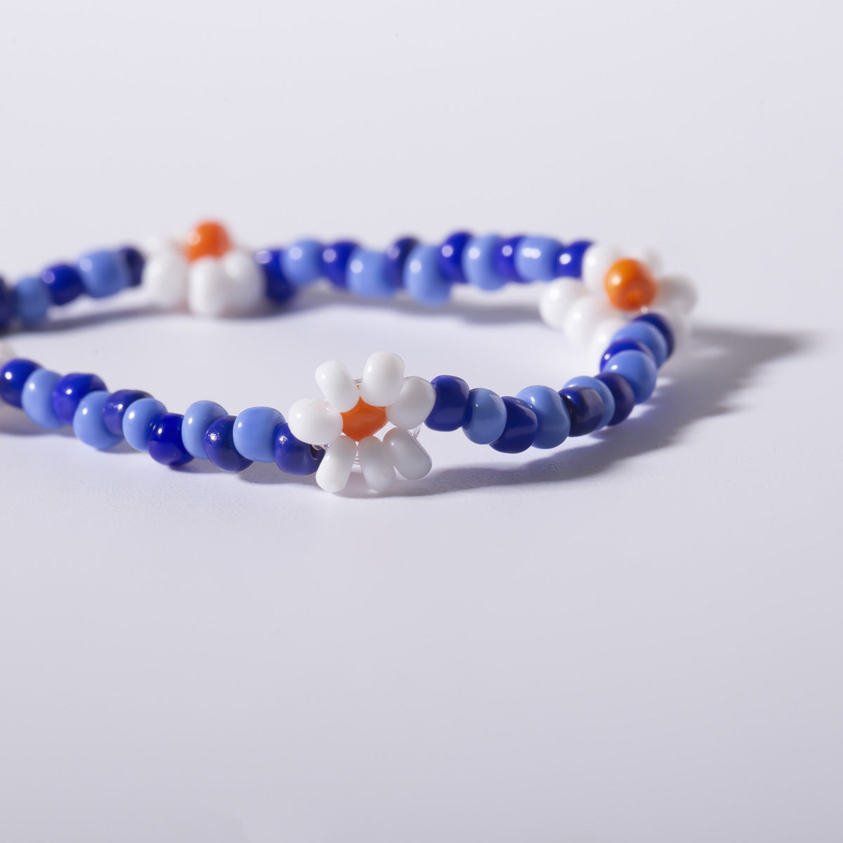 Handmade Colorful Beads String Daisy Design Necklaces for Women