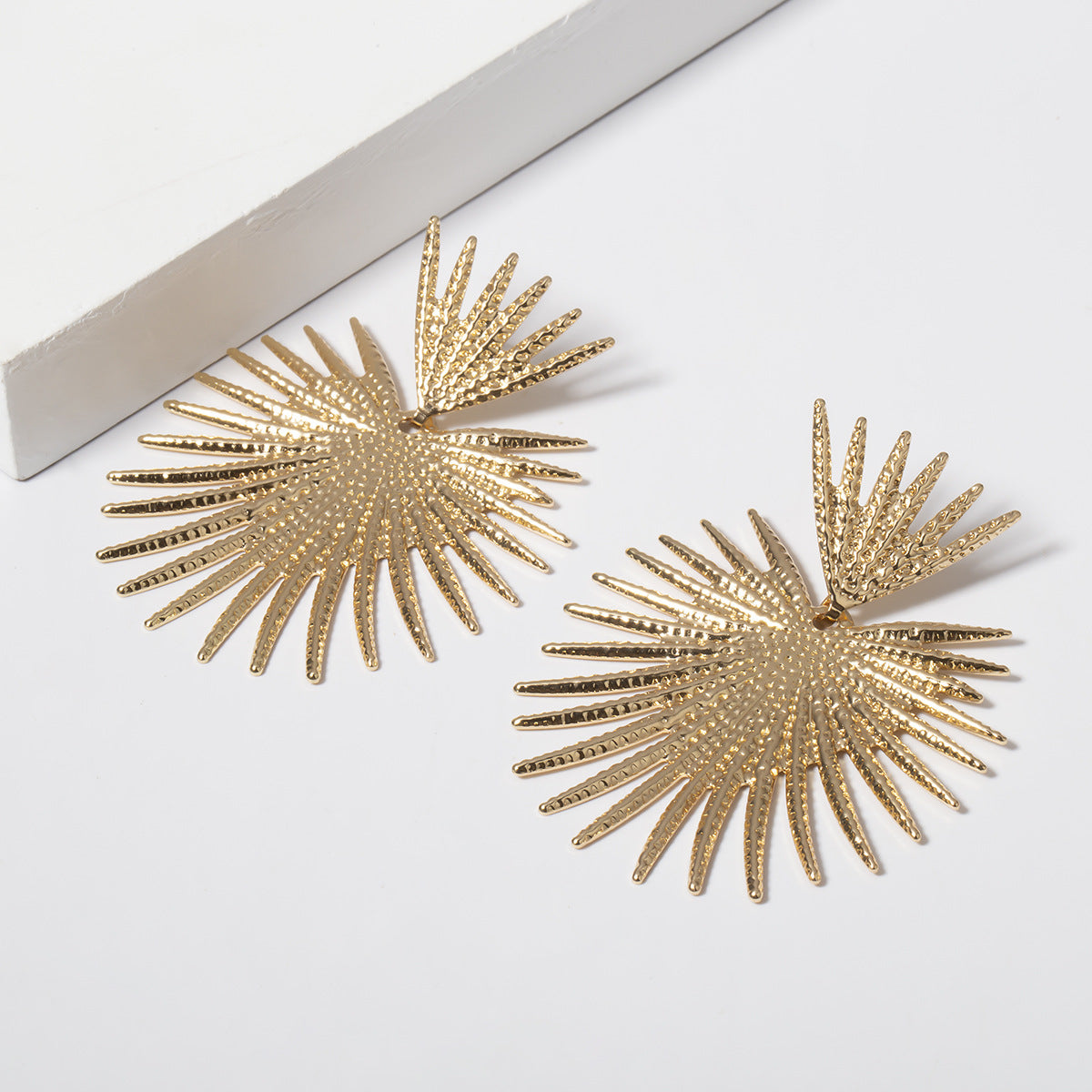 Women Sweethear Geometry Pattern Earrings
