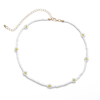 Handmade Colorful Beads String Daisy Design Necklaces for Women