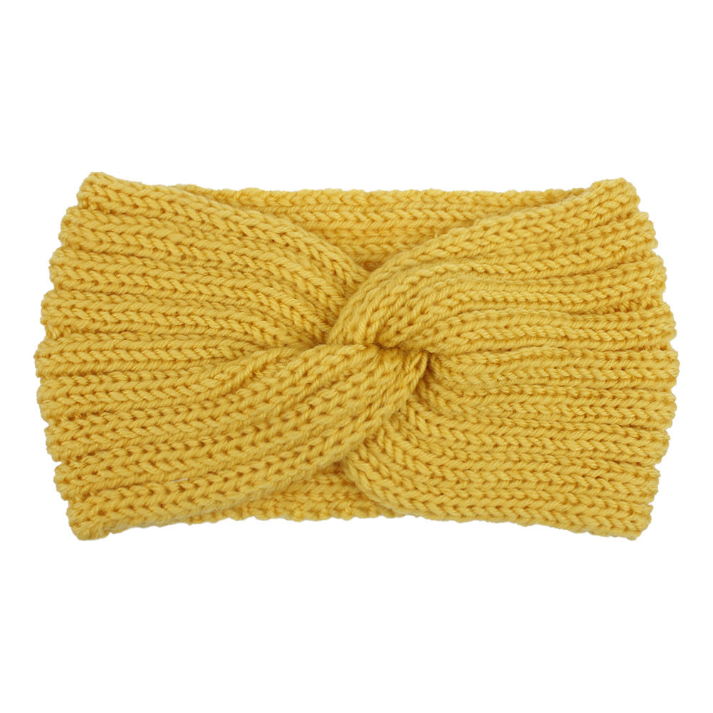 Women Sporting Knitting Headbands (Buy one Get One)