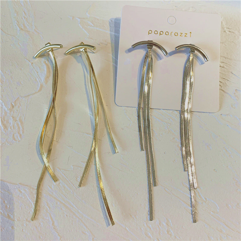 Glossy Tassle Design Women Drop Earrings