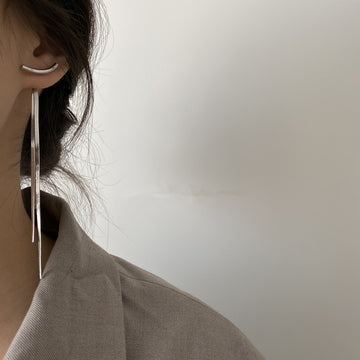 Glossy Tassle Design Women Drop Earrings