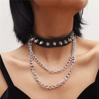Black Punk Style Rivet Design Clavicle Chain