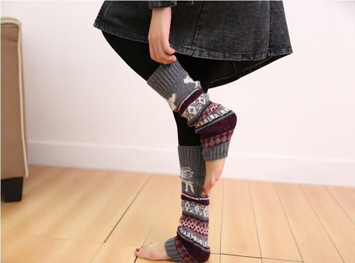 2 Pairs/Set Deer Designs Knitted Socks for Women