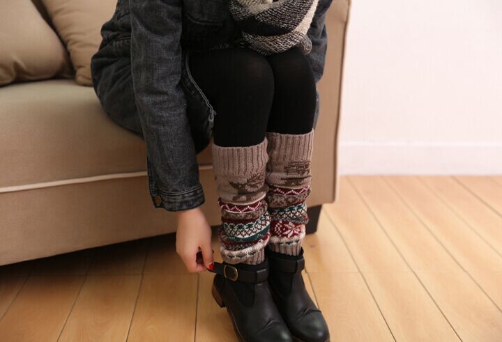 2 Pairs/Set Deer Designs Knitted Socks for Women