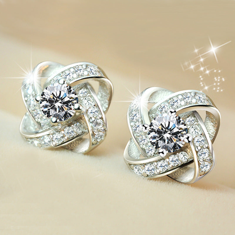 Snowflake Designed Sterling Silver Earring Studs