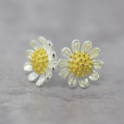 Fashion Daisy Design Sterling Silver Earrings