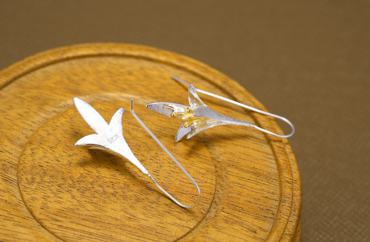 Fashion Silver Flower Design Women Earrings