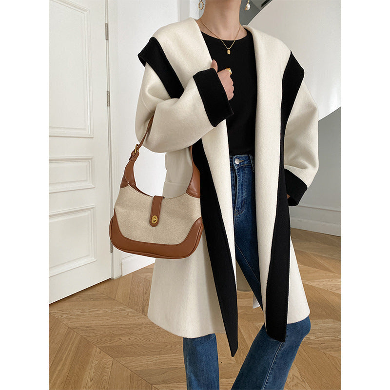 Luxury White Black Woolen Outerwear for Women