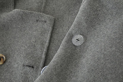 Winter Warm Designed Luxury Long Woolen Outerwear for Women