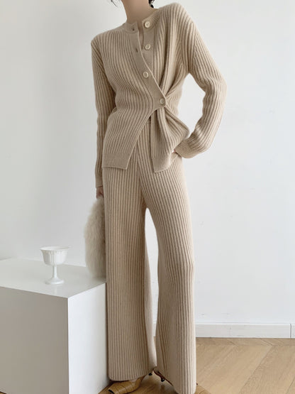 Designed Knitted Tops and Wide Legs Pants for Women