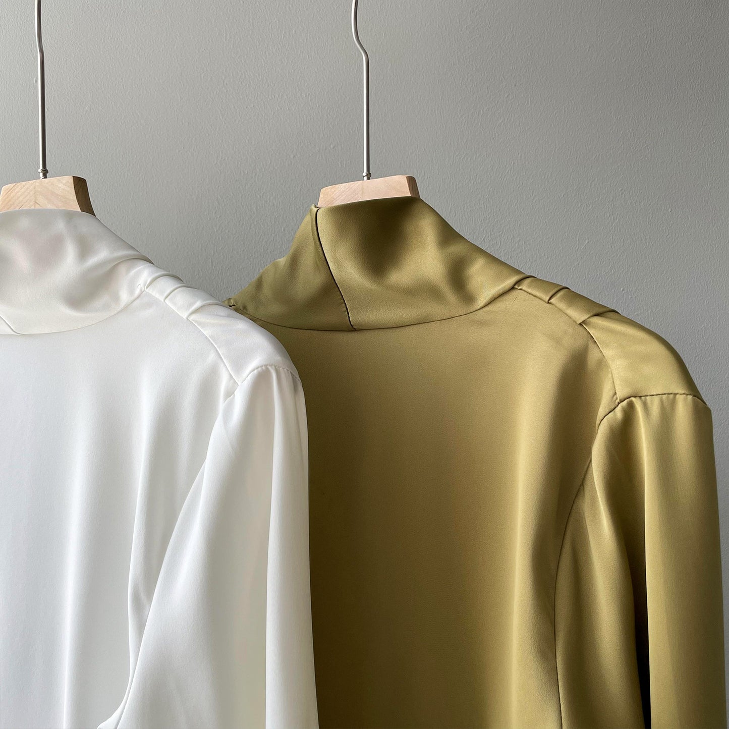 Elegant Satin Long Sleeves Office Lady Shirts