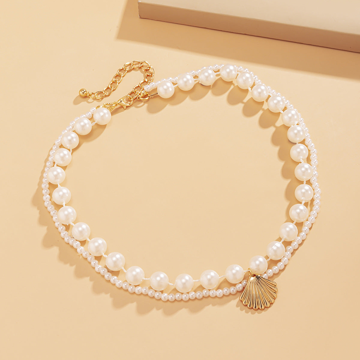 Elegant Artificial Pearl Necklaces for Women