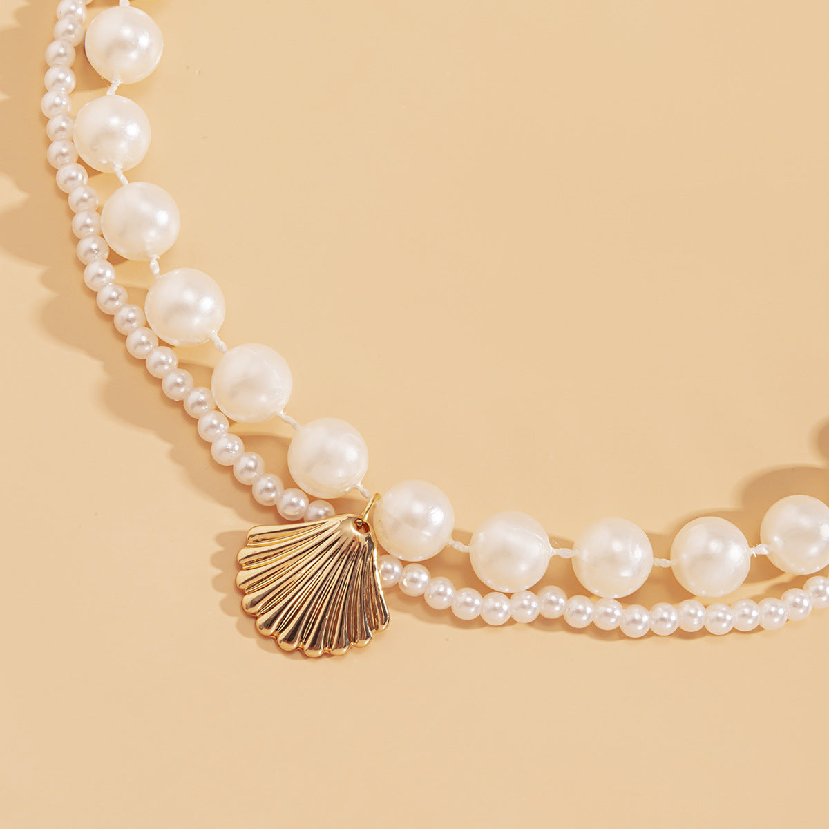 Elegant Artificial Pearl Necklaces for Women