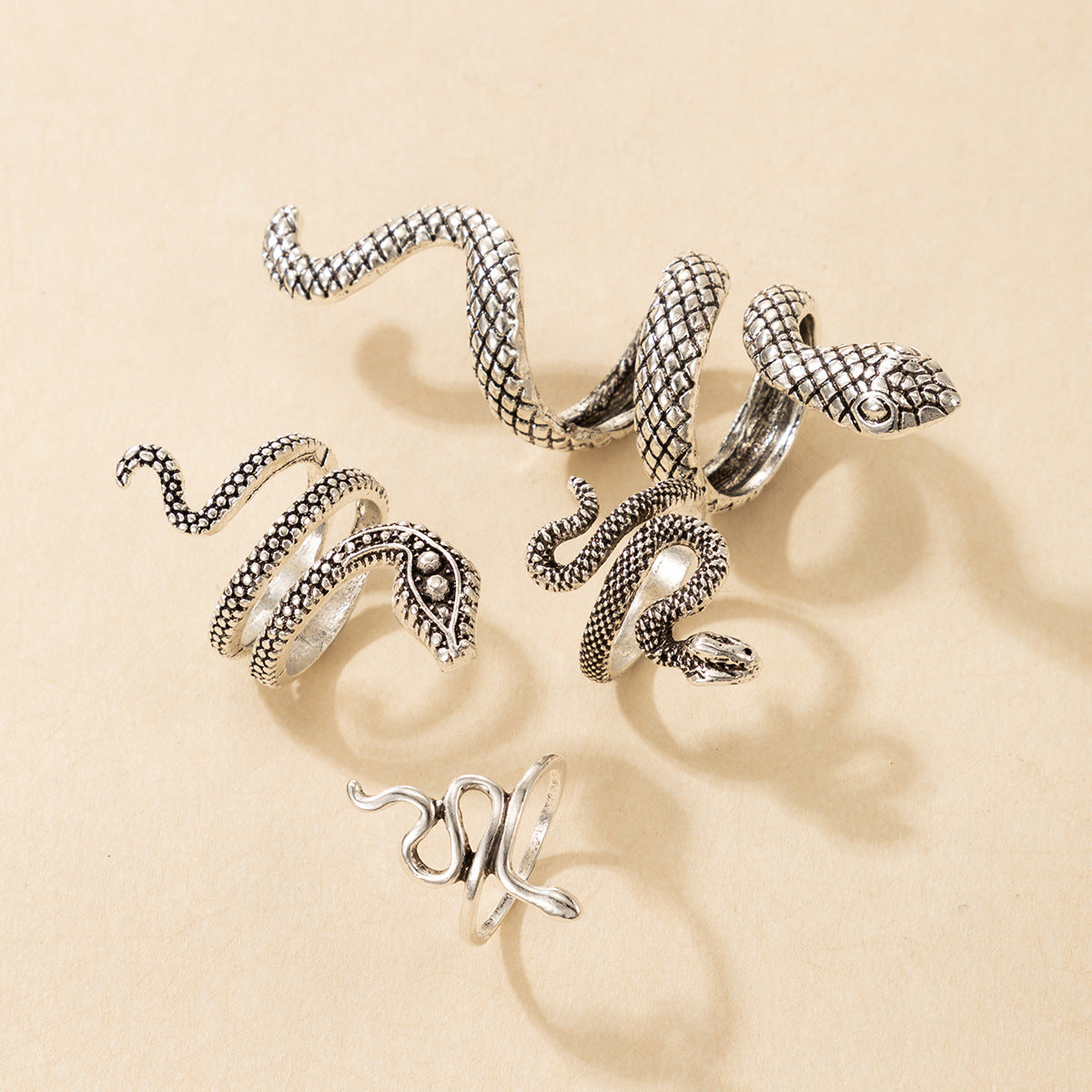 Vintage Cool Snake Shape Rings for Women 4pcs/set