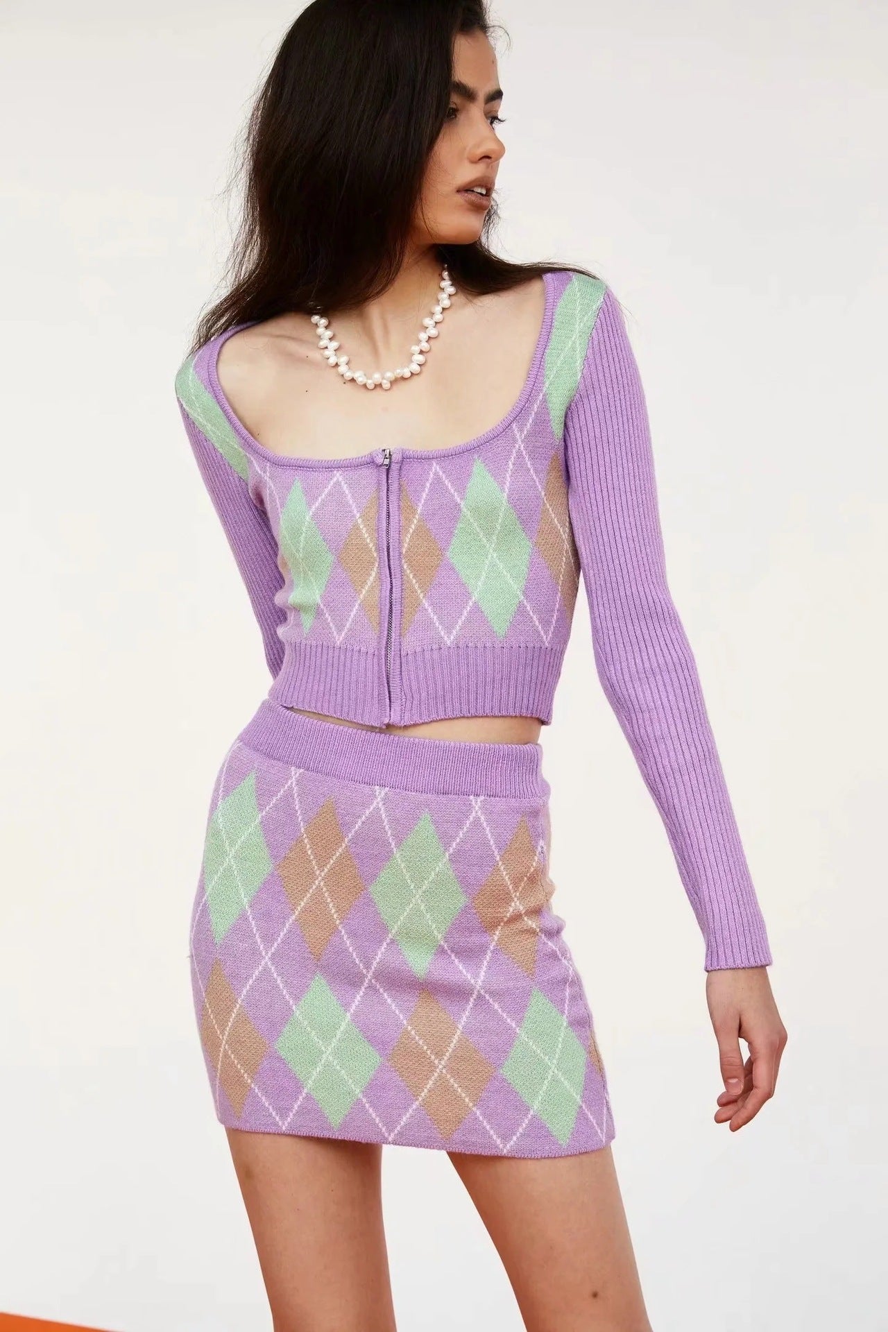Elegant Midriff Baring Short Tops and Mini Knitting Skirts