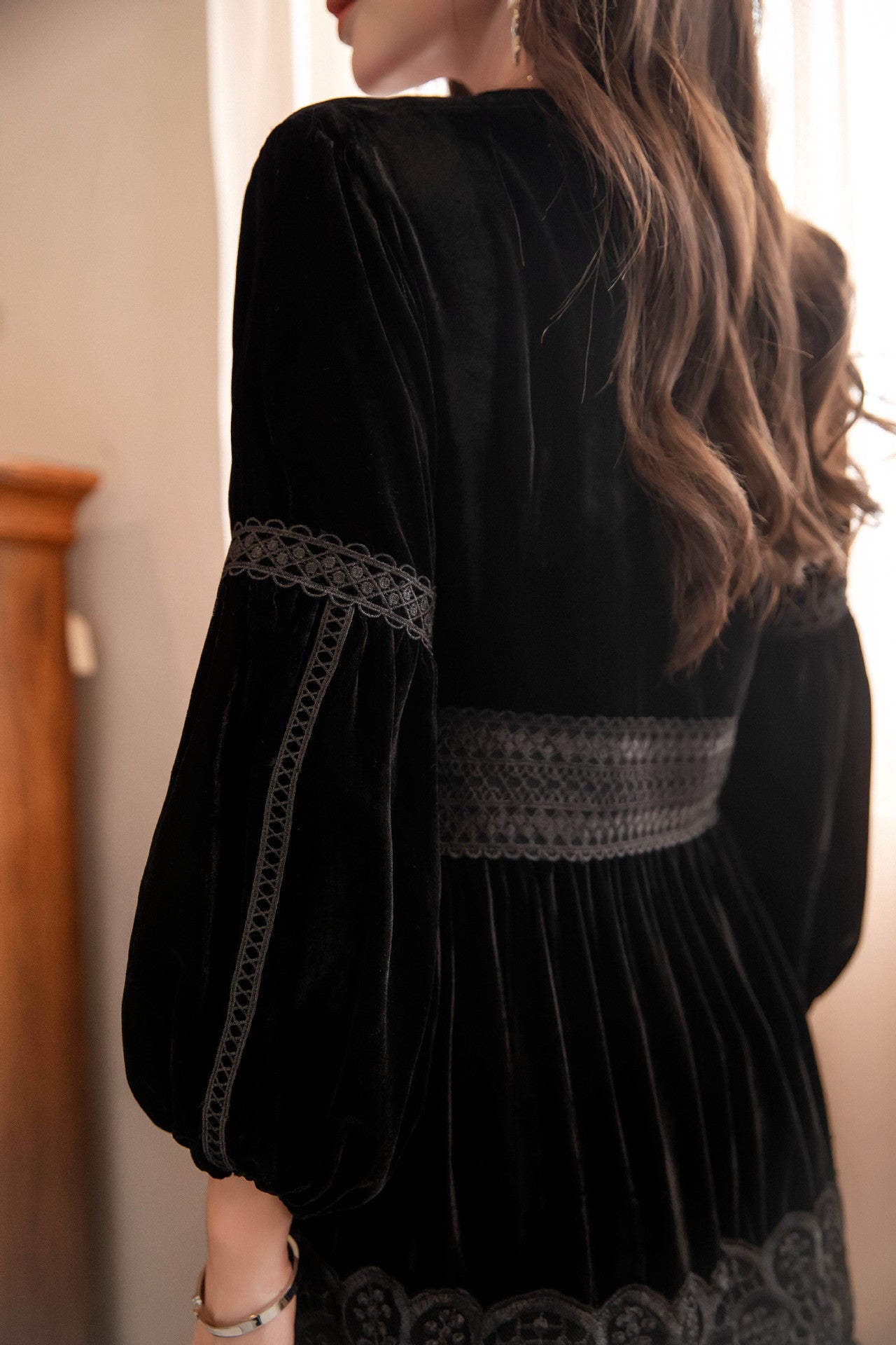 Vintage Long Sleeves Winter Dresses