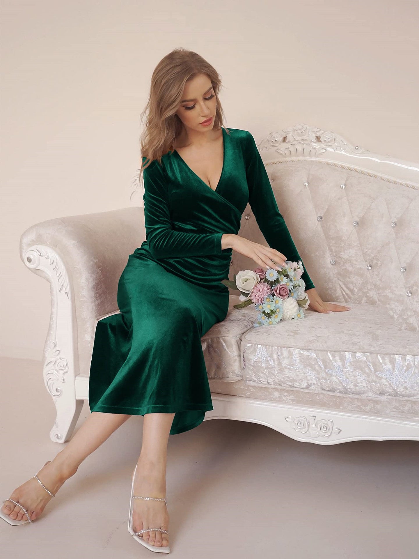 Elegant Velvet Evening Dresses for Women