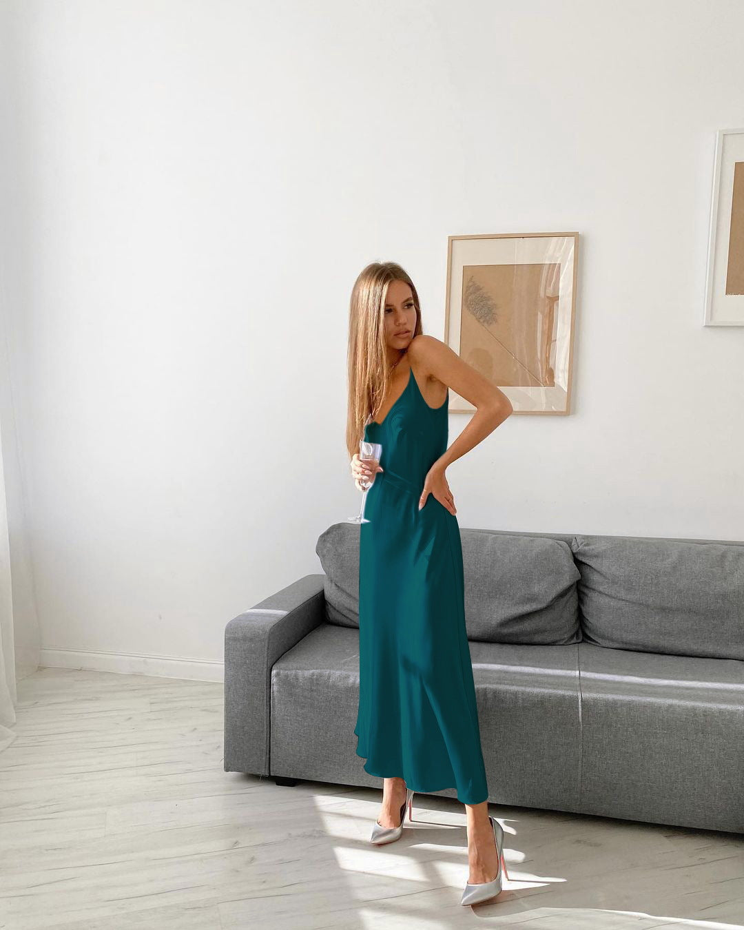 Sexy Satin Spahgetti Straps Women Dresses