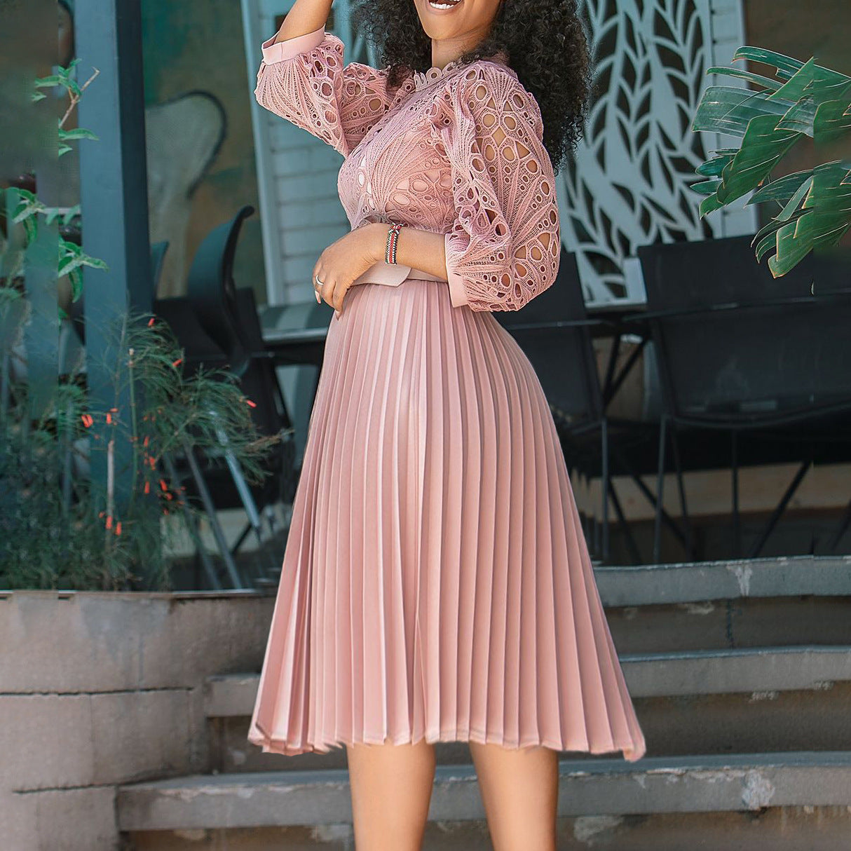 Elegant Hollow Out Plus Sizes Lace Party Dresses