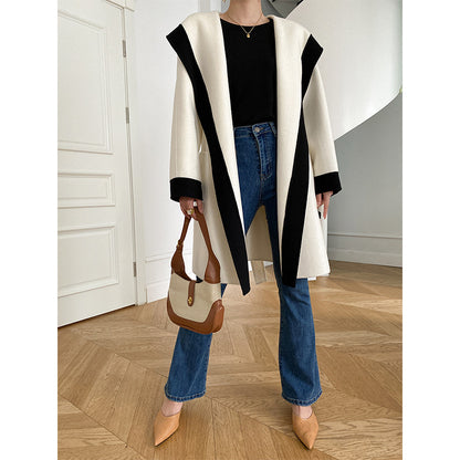 Luxury White Black Woolen Outerwear for Women