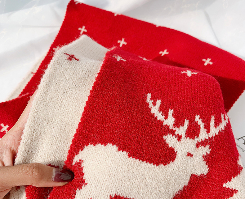 Christmas Lovely Elk Design Knitted Scarves