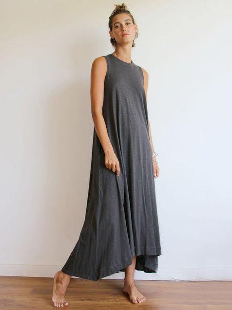 Simple Solid Sleeveless Round-neck Long Dress-STYLEGOING